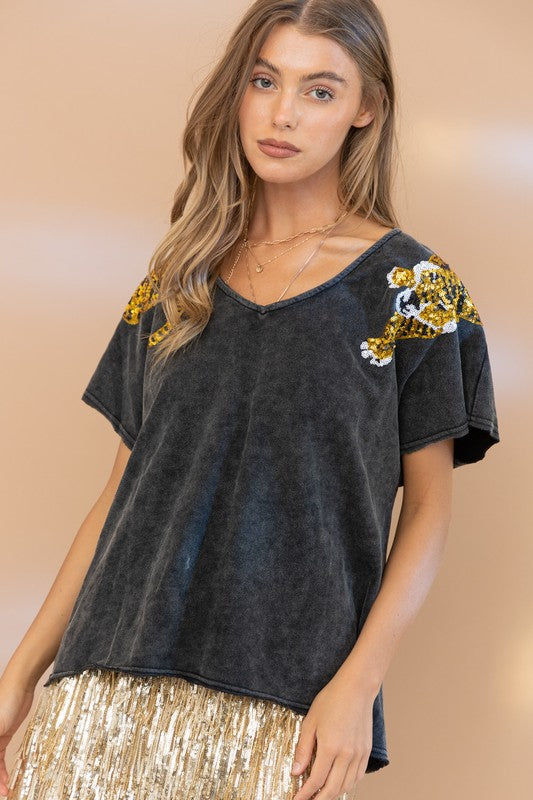 T-shirt with embroidery and sequins, black