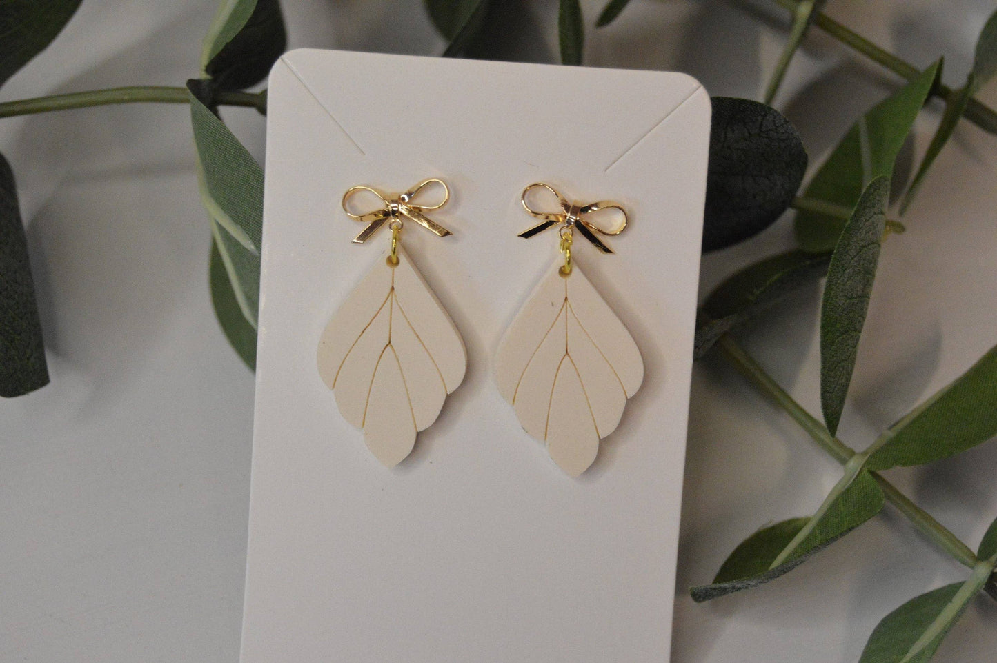 Drop Leaf Earrings With Gold Bow